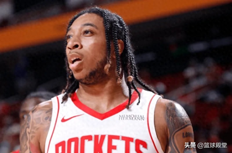 乌度卡终于做正确调整！戴维森取代霍乐迪，奥科吉提首发效果不差